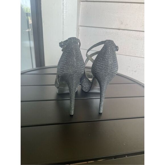 Adrianna Pappel Adrianna Rosalie Pewter Lancelot Platinum Platform Heels Size 8. - Picture 11 of 14